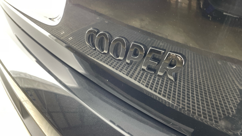 MINI Hatchback 1.5 Cooper Sport Premium Plus 3dr Auto Petrol Hatchback